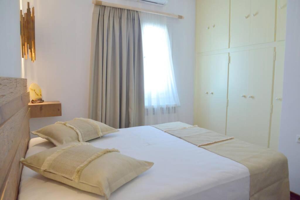 Esperos Seaside Suite In Adamas, Milos Kültér fotó