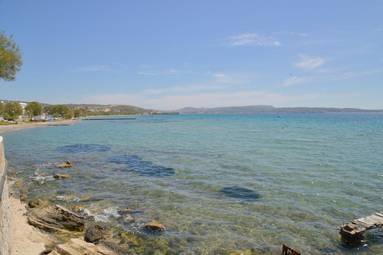 Esperos Seaside Suite In Adamas, Milos Kültér fotó