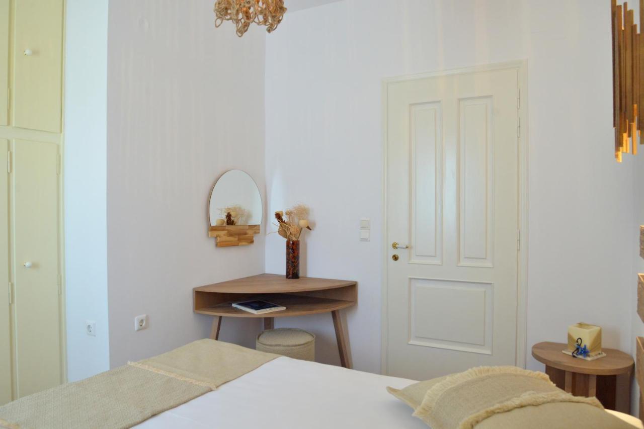 Esperos Seaside Suite In Adamas, Milos Kültér fotó