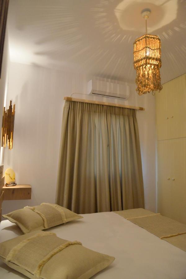 Esperos Seaside Suite In Adamas, Milos Kültér fotó