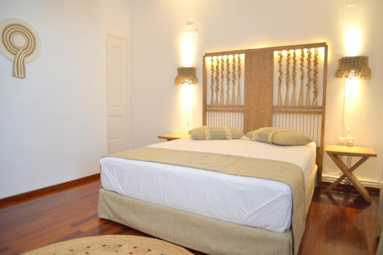 Esperos Seaside Suite In Adamas, Milos Kültér fotó